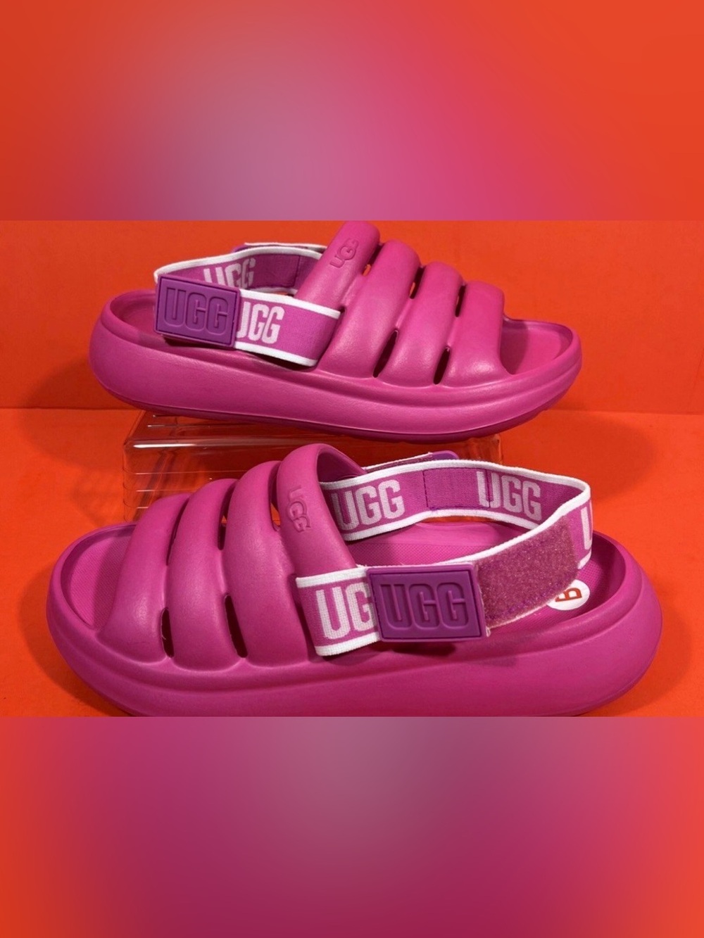 Preowned Original UGG Hot Pink  Yeah Sandals Size 9.